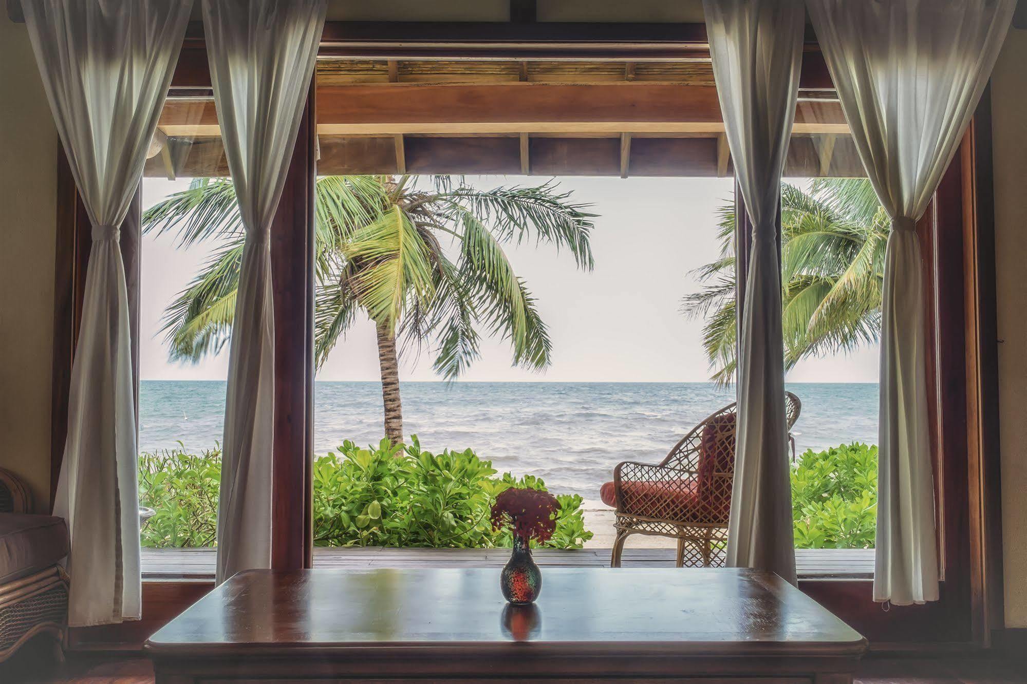 Almond Beach Resort At Jaguar Reef ホプキンズ エクステリア 写真