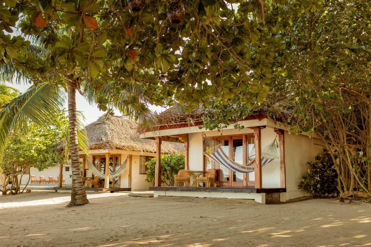Almond Beach Resort At Jaguar Reef ホプキンズ エクステリア 写真