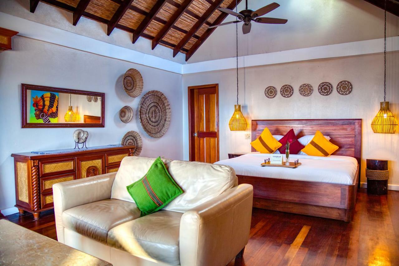 Almond Beach Resort At Jaguar Reef ホプキンズ エクステリア 写真